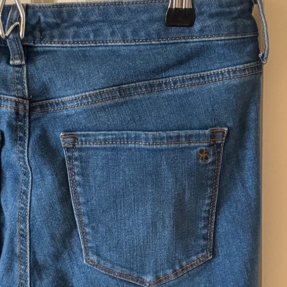 Jessica Simpson Women's Classic Blue Mid Rise Skinny Jeans Size 10 EUC - Picture 14 of 15